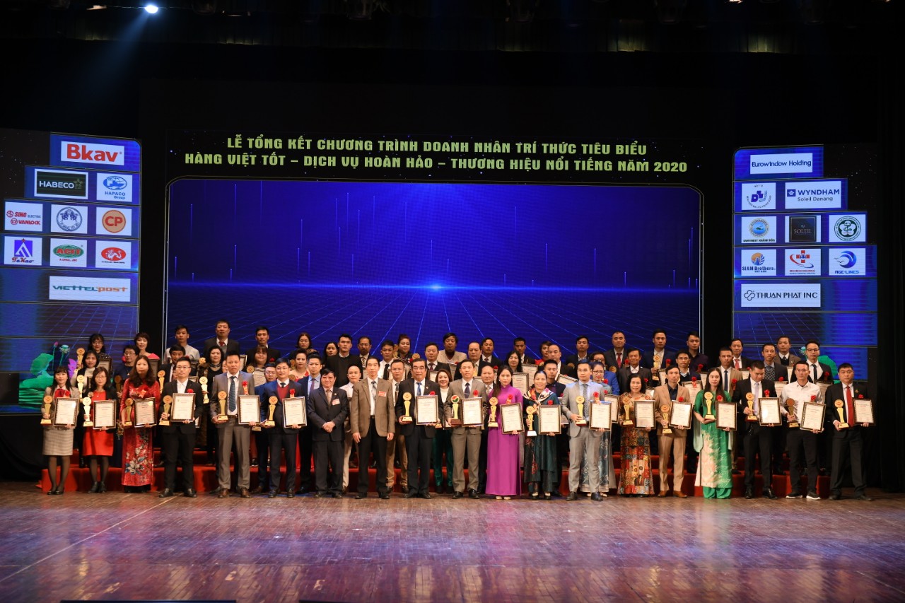 Nam Minh Group được vinh danh “Thương hiệu nổi tiếng hàng đầu việt nam năm 2020”